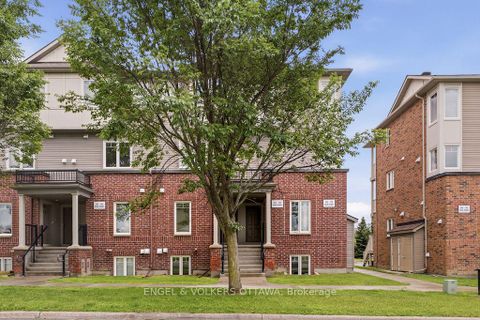 Photo 3 at 270 Espin Heights, Nepean (Stonebridge), Ottawa