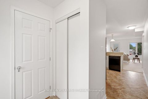 Photo 5 at 270 Espin Heights, Nepean (Stonebridge), Ottawa