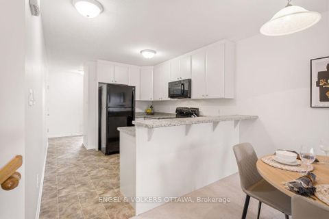 Photo 10 at 270 Espin Heights, Nepean (Stonebridge), Ottawa