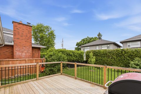Photo 8 at 79 St Claire Avenue, Nepean (Meadowlands/St. Claire Gardens), Ottawa