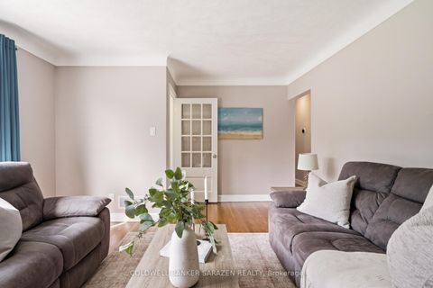 Photo 13 at 79 St Claire Avenue, Nepean (Meadowlands/St. Claire Gardens), Ottawa