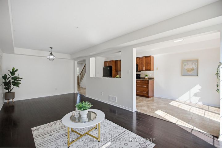 Photo 11 at 644 Kilbirnie Drive, Nepean (Stonebridge), Ottawa