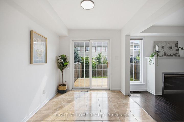 Photo 16 at 644 Kilbirnie Drive, Nepean (Stonebridge), Ottawa