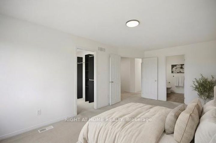 Photo 23 at 644 Kilbirnie Drive, Nepean (Stonebridge), Ottawa