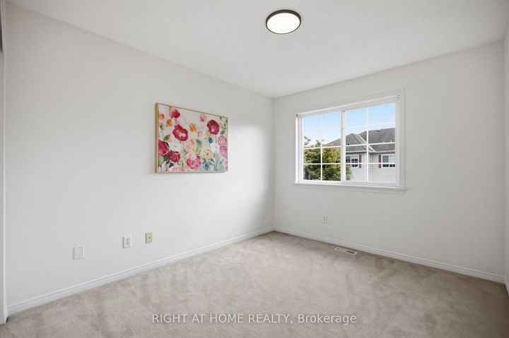 Photo 32 at 644 Kilbirnie Drive, Nepean (Stonebridge), Ottawa