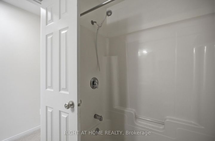 Photo 35 at 644 Kilbirnie Drive, Nepean (Stonebridge), Ottawa
