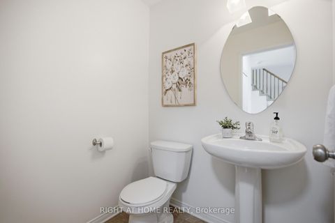 Photo 5 at 644 Kilbirnie Drive, Nepean (Stonebridge), Ottawa