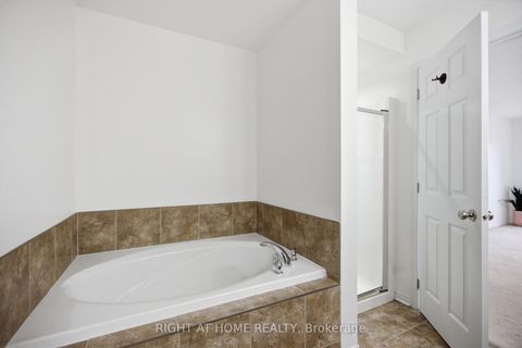 Photo 26 at 644 Kilbirnie Drive, Nepean (Stonebridge), Ottawa