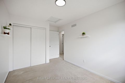 Photo 30 at 644 Kilbirnie Drive, Nepean (Stonebridge), Ottawa