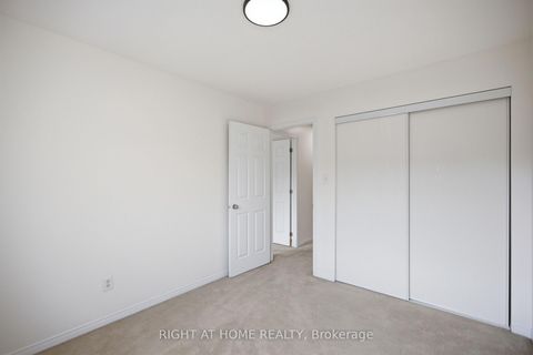 Photo 33 at 644 Kilbirnie Drive, Nepean (Stonebridge), Ottawa