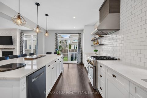 Photo 25 at 2834 Grand Canal Street, Nepean (Half Moon Bay), Ottawa