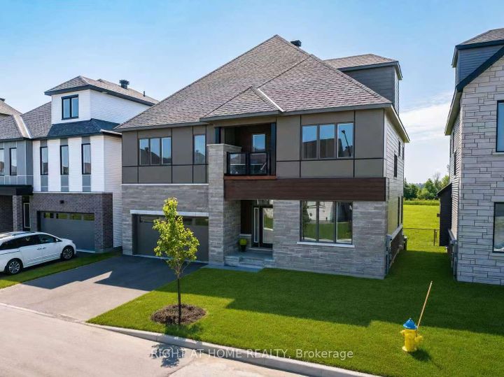 Photo 2 at 517 Elation Heights, Nepean (Heritage Park), Ottawa