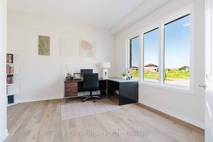 Photo 5 at 517 Elation Heights, Nepean (Heritage Park), Ottawa