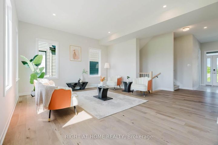 Photo 9 at 517 Elation Heights, Nepean (Heritage Park), Ottawa
