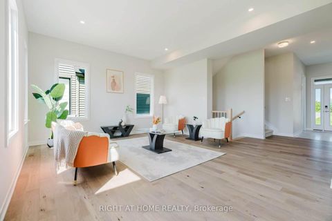 Photo 9 at 517 Elation Heights, Nepean (Heritage Park), Ottawa