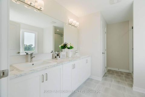 Photo 17 at 517 Elation Heights, Nepean (Heritage Park), Ottawa