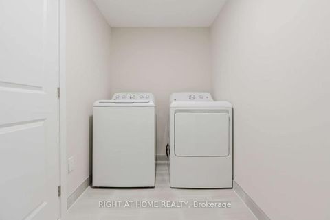 Photo 24 at 517 Elation Heights, Nepean (Heritage Park), Ottawa