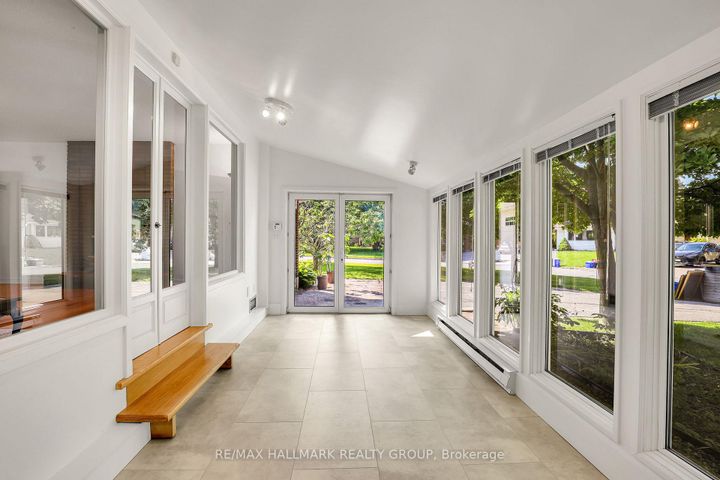 Photo 4 at 37 Lyall Street, Nepean (City View/Skyline/Fisher Heights/Parkwood Hills), Ottawa