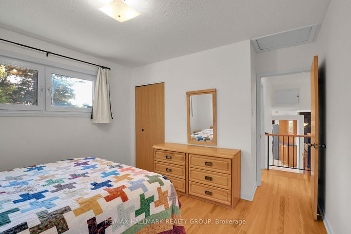 Photo 20 at 37 Lyall Street, Nepean (City View/Skyline/Fisher Heights/Parkwood Hills), Ottawa