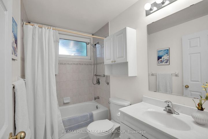 Photo 21 at 37 Lyall Street, Nepean (City View/Skyline/Fisher Heights/Parkwood Hills), Ottawa