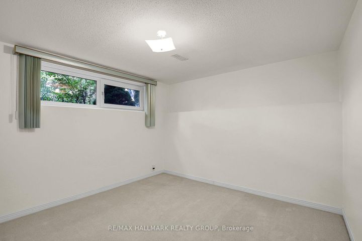 Photo 22 at 37 Lyall Street, Nepean (City View/Skyline/Fisher Heights/Parkwood Hills), Ottawa