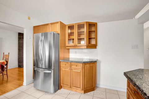 Photo 13 at 37 Lyall Street, Nepean (City View/Skyline/Fisher Heights/Parkwood Hills), Ottawa