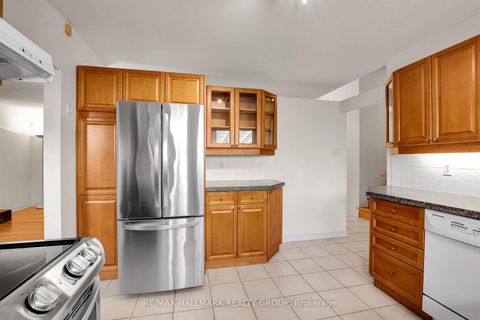 Photo 14 at 37 Lyall Street, Nepean (City View/Skyline/Fisher Heights/Parkwood Hills), Ottawa