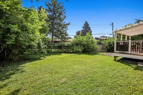 Photo 30 at 37 Lyall Street, Nepean (City View/Skyline/Fisher Heights/Parkwood Hills), Ottawa