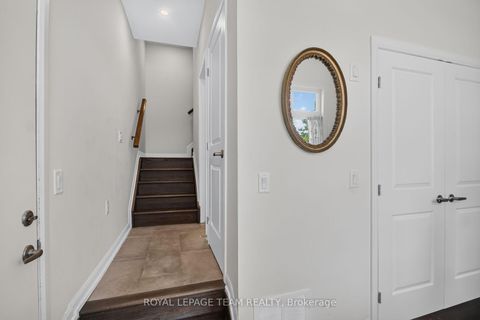 Photo 4 at 2706 Draper Avenue, Nepean (Redwood Park), Ottawa
