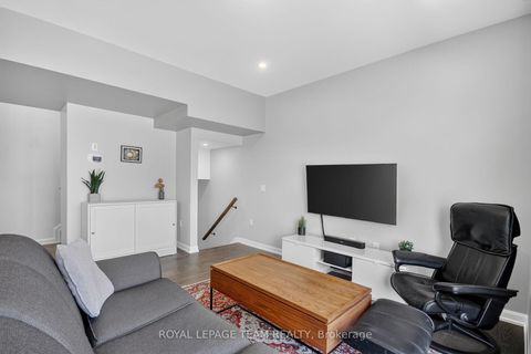 Photo 11 at 2706 Draper Avenue, Nepean (Redwood Park), Ottawa