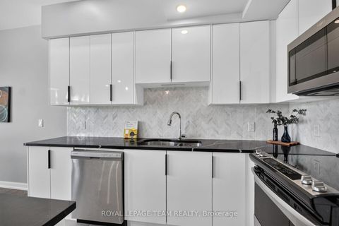 Photo 15 at 2706 Draper Avenue, Nepean (Redwood Park), Ottawa