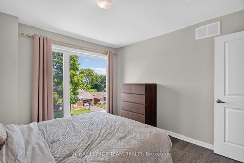 Photo 25 at 2706 Draper Avenue, Nepean (Redwood Park), Ottawa