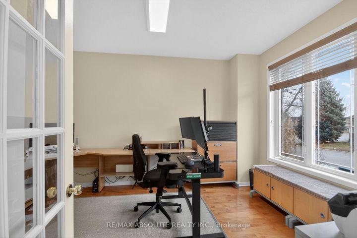 Photo 4 at 7 Branchwood Street, Nepean (Barrhaven East), Ottawa