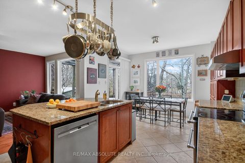 Photo 15 at 7 Branchwood Street, Nepean (Barrhaven East), Ottawa