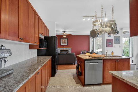 Photo 16 at 7 Branchwood Street, Nepean (Barrhaven East), Ottawa