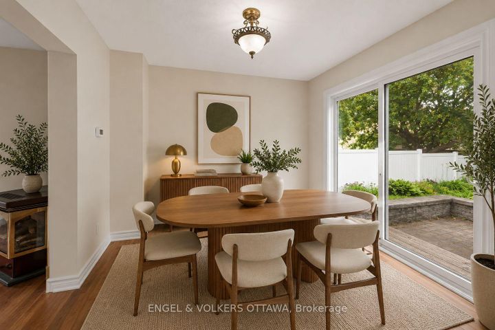 Photo 13 at 25 Antler Avenue, Nepean (On the Green), Ottawa