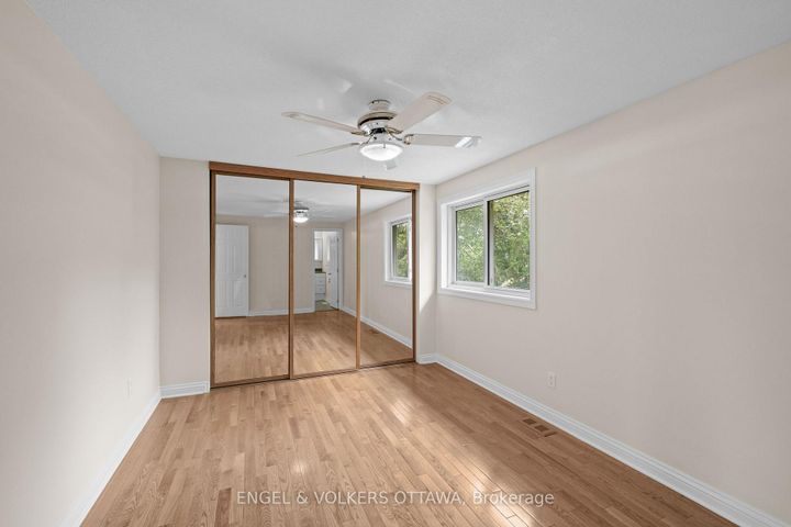 Photo 23 at 25 Antler Avenue, Nepean (On the Green), Ottawa