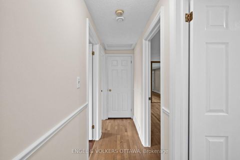Photo 22 at 25 Antler Avenue, Nepean (On the Green), Ottawa
