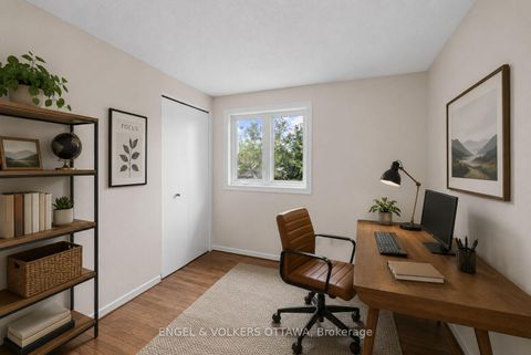 Photo 32 at 25 Antler Avenue, Nepean (On the Green), Ottawa
