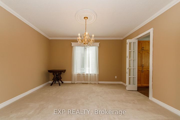 Photo 5 at 40 Newborough Crescent, Nepean (Barrhaven East), Ottawa