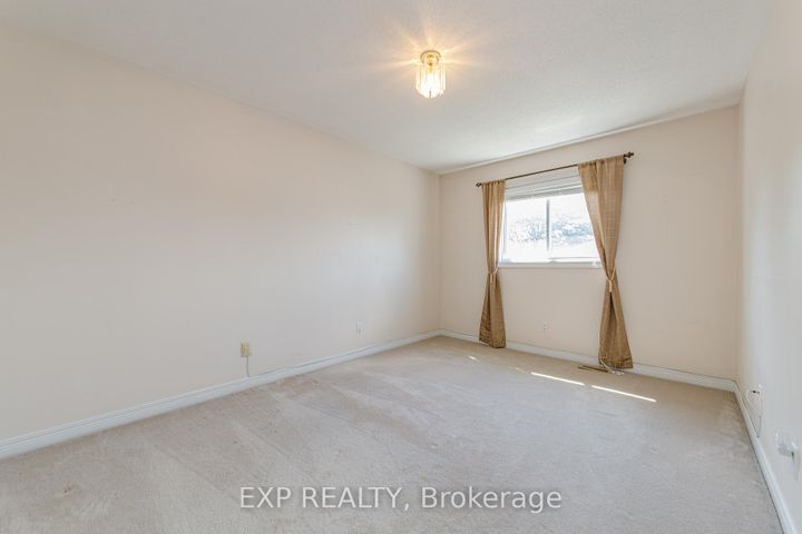 Photo 23 at 40 Newborough Crescent, Nepean (Barrhaven East), Ottawa