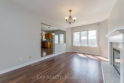 Photo 12 at 40 Newborough Crescent, Nepean (Barrhaven East), Ottawa
