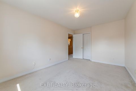 Photo 24 at 40 Newborough Crescent, Nepean (Barrhaven East), Ottawa