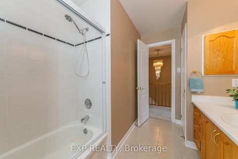 Photo 26 at 40 Newborough Crescent, Nepean (Barrhaven East), Ottawa