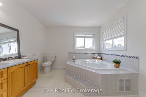 Photo 32 at 40 Newborough Crescent, Nepean (Barrhaven East), Ottawa
