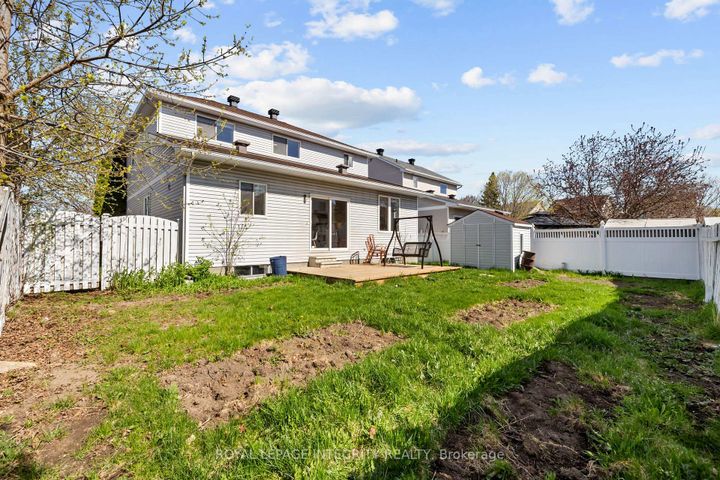 Photo 33 at 4 Tamarack Place N, Nepean (Longfields), Ottawa