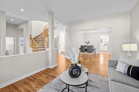 Photo 3 at 4 Tamarack Place N, Nepean (Longfields), Ottawa