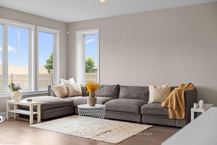 Photo 15 at 620 Barry Helman Drive, Nepean (Cedargrove/Fraserdale), Ottawa