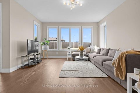 Photo 12 at 620 Barry Helman Drive, Nepean (Cedargrove/Fraserdale), Ottawa