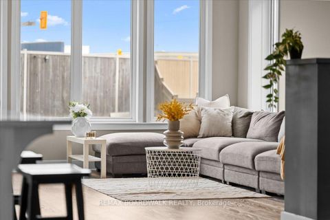Photo 13 at 620 Barry Helman Drive, Nepean (Cedargrove/Fraserdale), Ottawa